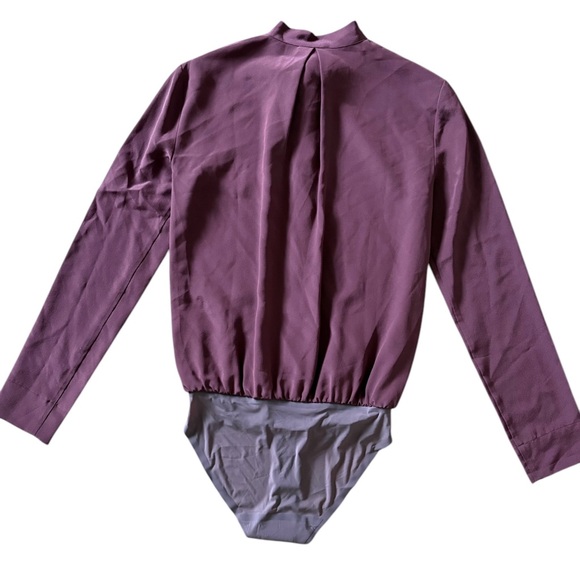 Tuxe Bodywear Boss 100% Silk Front Bow Bodysuit Blouse Burgundy Size XS NWOT - Picture 4 of 12